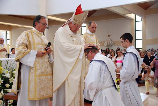 Ordenacoes_padres_rafael_rocha_jose_chula (52)