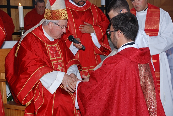 Ordenacao_padre_nelson_rodrigues (75)
