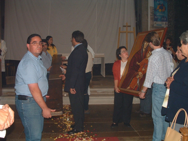 Cruz_jmj_algarve_2003-12