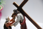 Exposicao_via_sacra_se_faro (7).JPG