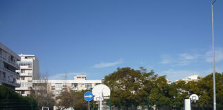 Associação de Pais de escola básica de Faro rejeita aumento dos horários