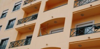 Associação Nacional de Municípios diz que quebra da receita de impostos municipais no Algarve é de “gravidade extrema”