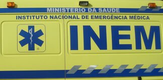 Colisão entre dois veículos ligeiros provocou quatro feridos graves