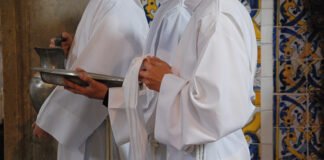 Diocese do Algarve celebra Jubileu dos Acólitos em Olhão