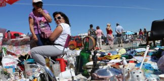 No Algarve há quem venda velharias para fazer face à crise
