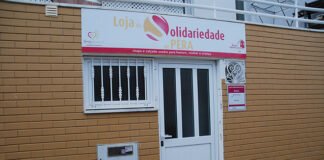“Loja da Solidariedade de Pêra” disponibiliza roupa e calçado aos mais pobres