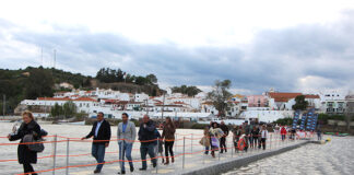 Ponte pedonal simboliza união com Espanha no Festival do Contrabando de Alcoutim