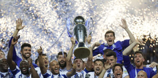 FC Porto campeão: Baixa de Faro não sentiu a festa portista