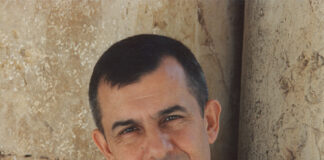 Gastão Cruz vence prémio de poesia António Ramos Rosa com o livro “Existência”