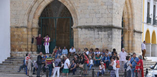 Algarve foi a região que mais cresceu em 2017 devido ao turismo