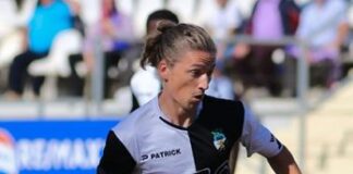Ryan Gauld desvincula-se do Sporting e assina pelo Farense por duas temporadas