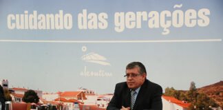Alcoutim distingue diácono Albino Martins com Medalha Municipal de Mérito, grau ouro