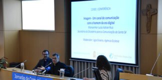 Profissionais da comunicação desafiados a conhecer o público e a comunicar com verdade