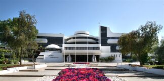 Covid-19: Câmara de Albufeira vai testar trabalhadores das áreas essenciais