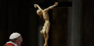 Covid-19: Papa celebra Semana Santa no Vaticano, sem presença de assembleia