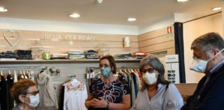 Covid-19: Vila Real de Santo António apoia comerciantes na reabertura de lojas