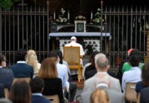 Vaticano: Papa presidiu a recitação mundial do Rosário pela esperança, na luta contra a Covid-19