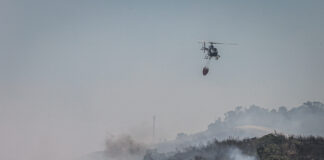 Incêndios: Fogo com três frentes ativas em S. Marcos da Serra combatido por 200 operacionais e 11 meios aéreos