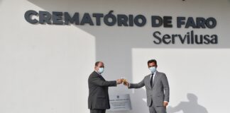 Ao fim de 10 anos de impasse foi inaugurado o crematório de Faro