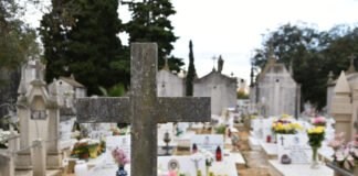 Fiéis Defuntos: Missas nas paróquias de Faro substituirão celebração que costuma decorrer no cemitério