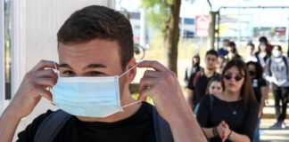 Covid-19: Há 27 escolas no Algarve com surtos ativos