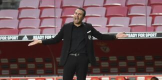 Sérgio Vieira deixa comando técnico do Farense