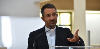 Universidade do Algarve divulga novo capelão e agradece ao antecessor pelo serviço prestado desde 1987