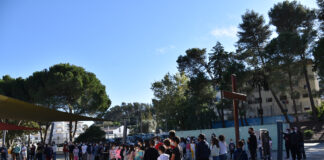 Visita dos símbolos da JMJ à Escola EB 2,3 de Messines realçou valores universais (c/vídeo e fotos)