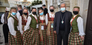 Alunos de escolas europeias de hotelaria e turismo mostraram as tradições natalícias e celebraram a fé