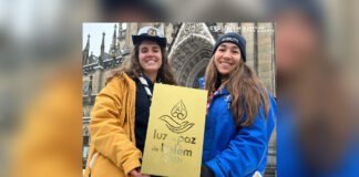 Duas escuteiras algarvias integraram o contingente português que foi à Áustria buscar a ‘Luz da Paz de Belém’