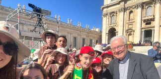 Bispo e grupo do Algarve participaram no encerramento da primeira Jornada Mundial das Crianças (c/vídeo)