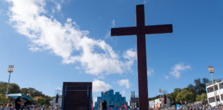 Dois algarvios na delegação de portugueses que vai entregar os símbolos das JMJ aos jovens sul-coreanos