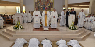 Diocese do Algarve tem seis novos candidatos ao diaconado permanente