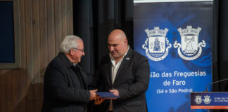 Bispo do Algarve homenageado pela União de Freguesias de Faro