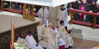 Missa de início de pontificado: Leão XIV defende Igreja unida para enfrentar desigualdades e conflitos