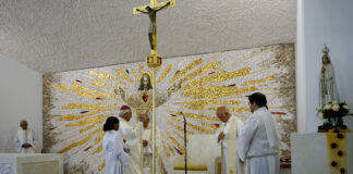 Igreja da Pedra Mourinha em Portimão foi dedicada e benzida
