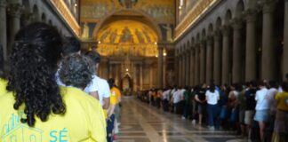 Algarvios no Jubileu dos Jovens participaram hoje no encontro dos portugueses