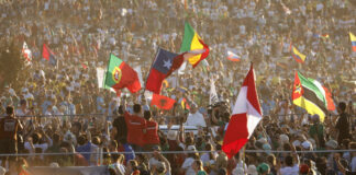 Algarvios a participar no Jubileu dos Jovens em Roma receberam o Papa em festa em Tor Vergata