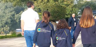 Colégio de Vilamoura doou 5.000 euros ao Refeitório Social de Quarteira e brinquedos à Cáritas Diocesana do Algarve