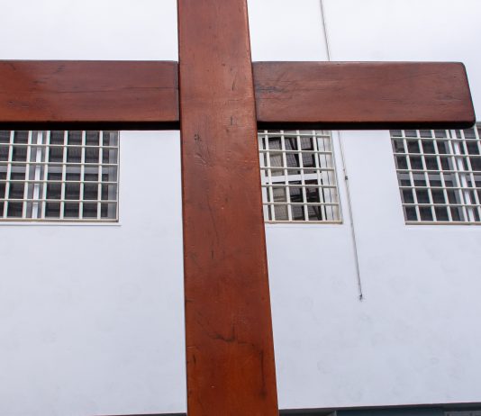 Estabelecimentos Prisionais de Faro e Olhão acolheram celebrações pascais