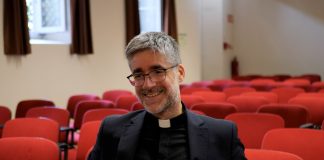 Tiago Freitas: “saudável e necessário que haja mulheres na formação dos seminários”