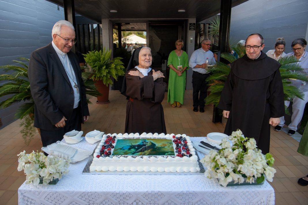 Missa_50_anos_fundacao_carmelo_patacao (15)