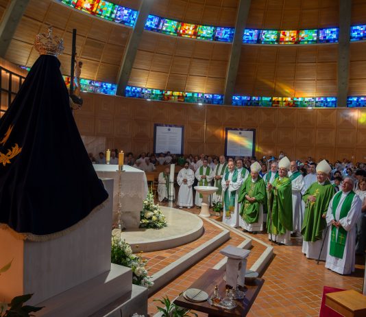 Novo bispo do Algarve quis que a sua primeira visita fosse ao santuário de maior expressão mariana na diocese