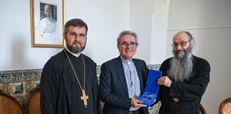 Bispo ortodoxo apresentou cumprimentos a D. Vitorino Soares
