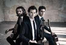 Trio Elogio atua no Colégio de Nossa Senhora do Alto