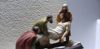 Exposição na Sé de Faro evoca a Via-Sacra de Jesus
