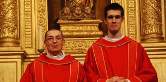 Vigília de oração pela ordenação de futuros padres algarvios realiza-se em Loulé