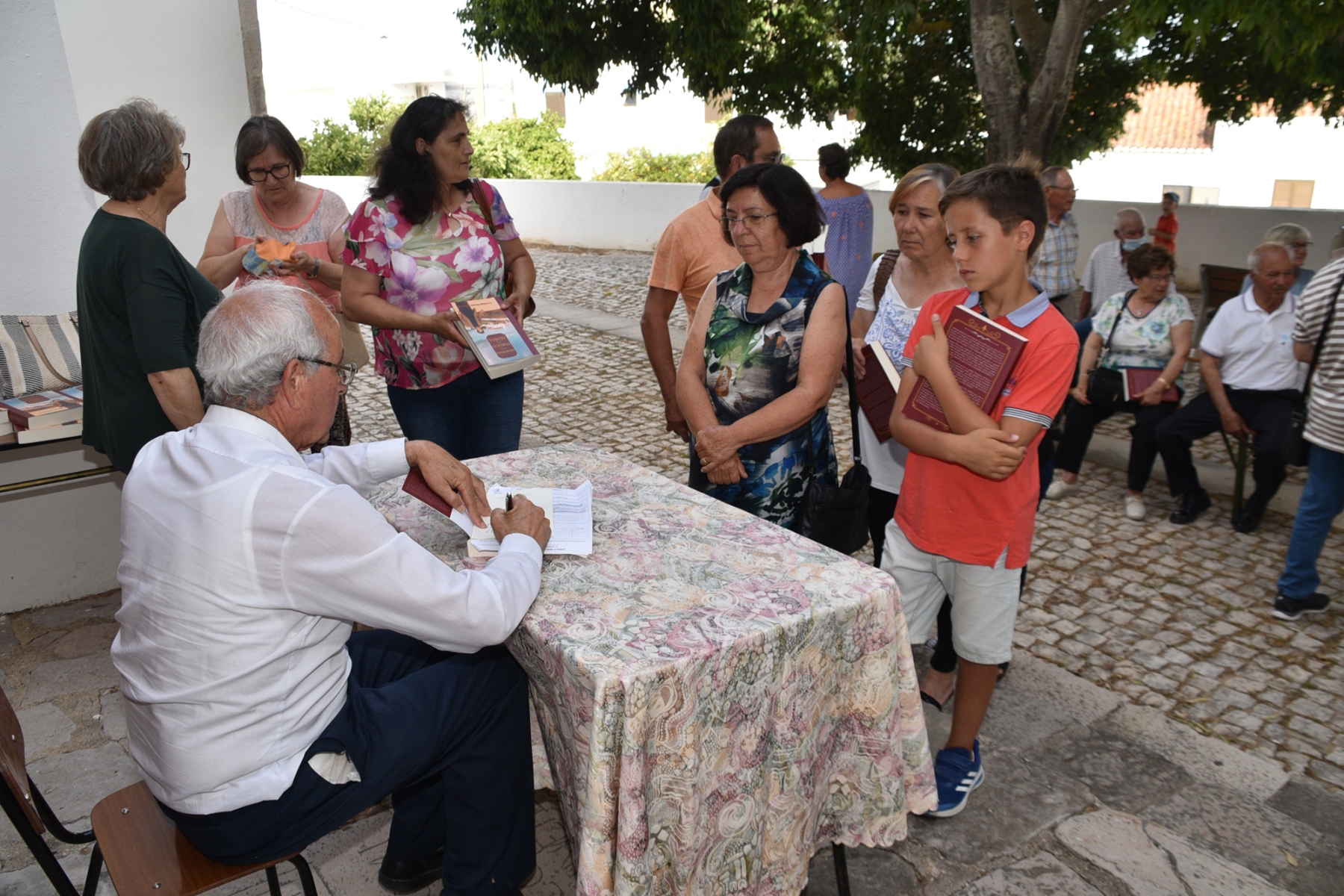 Apresentacao_livro_memorias_padre_domingos_costa-16