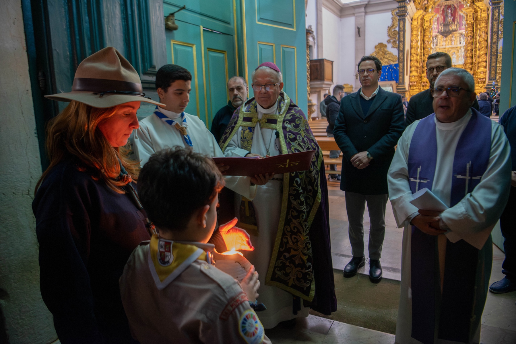 “8_10_milhoes_estrelas_luz_paz_belem_2025"