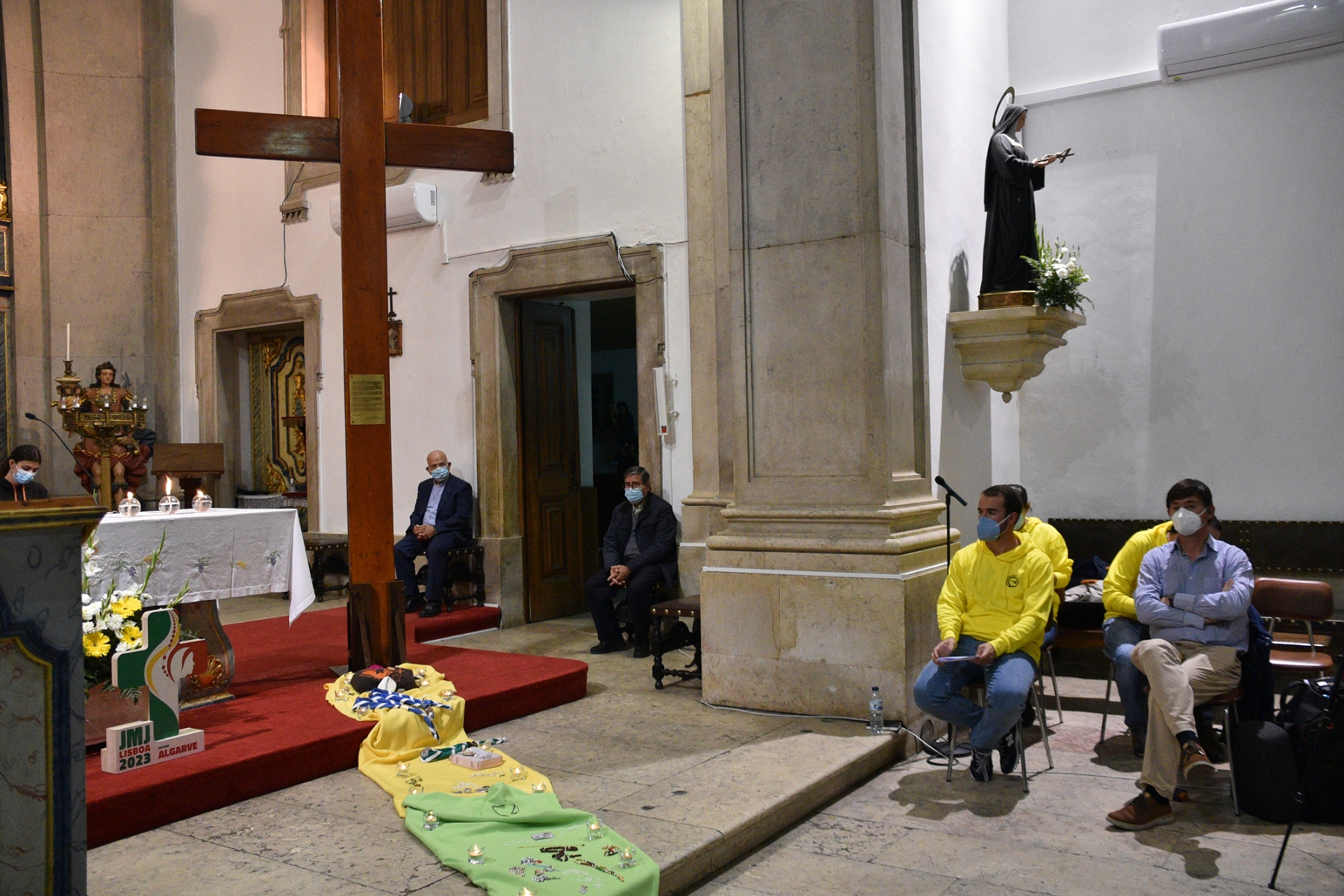 Chegada_simbolos_jmj_vrsa-43